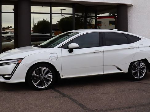 Used 2018 Honda Clarity Plug-In Hybrid image 7