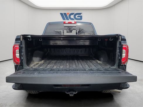 Used 2018 GMC Sierra 1500 Denali w/ Denali Ultimate Package image 11