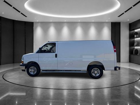 Certified 2025 Chevrolet Express 2500 w/ Driver Convenience Package RWD image 3