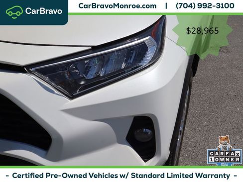 Used 2021 Toyota RAV4 XLE Premium FWD image 10