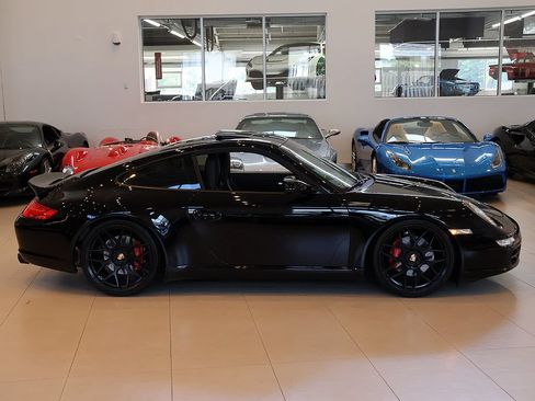 Used 2005 Porsche 911 Carrera S RWD image 40