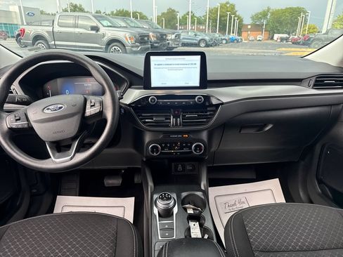 Used 2025 Ford Escape Active AWD/4WD image 25