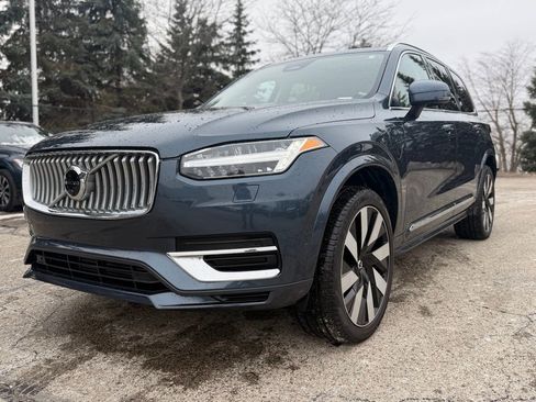 Used 2023 Volvo XC90 T8 Ultimate w/ Protection Package Premier image 3