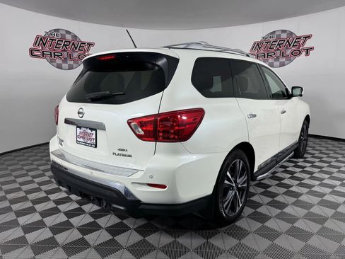 Used 2018 Nissan Pathfinder Platinum image 7