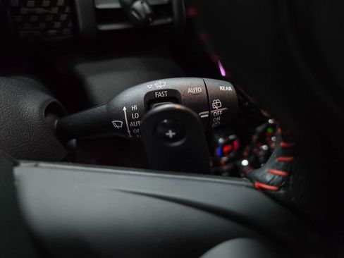 Used 2018 MINI Cooper S FWD image 23