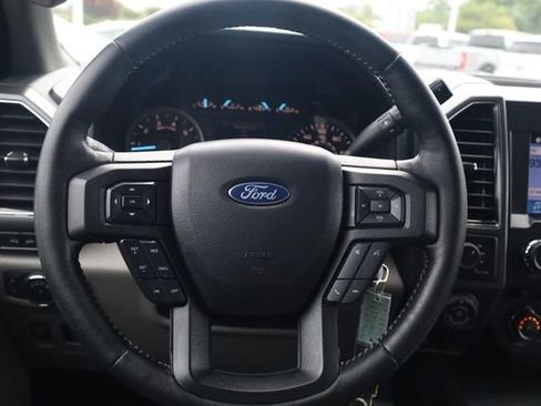 Used 2019 Ford F150 XLT w/ Equipment Group 302A Luxury AWD/4WD image 7