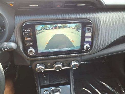 Certified 2024 Nissan Kicks SV FWD image 17