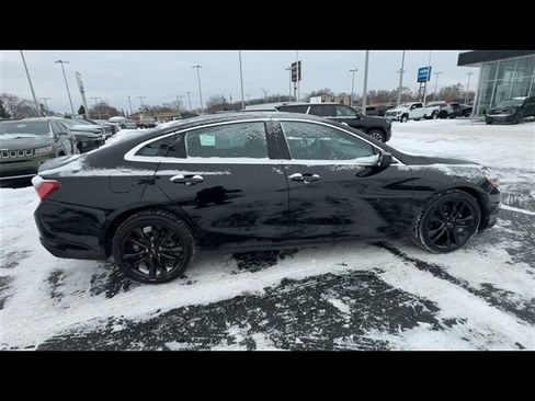 Used 2023 Chevrolet Malibu LT w/ Midnight Edition image 9