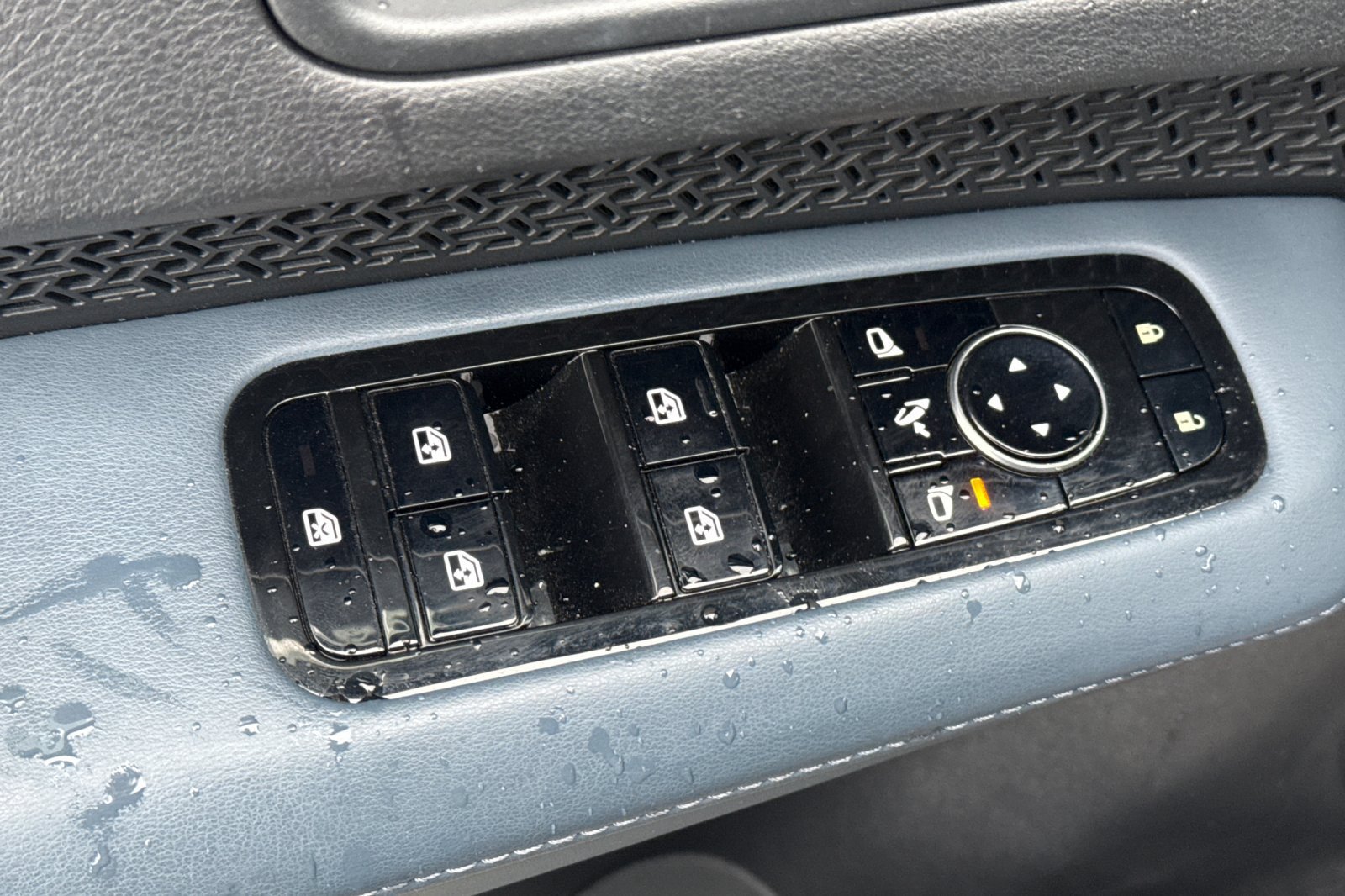 Certified 2023 Nissan Ariya AWD/4WD image 14