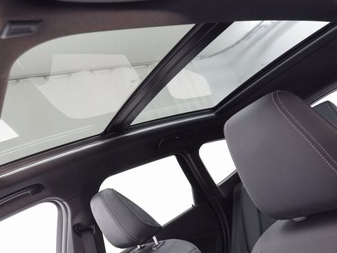 Certified 2023 BMW X1 xDrive28i w/ Convenience Package image 13