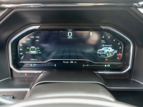 Used 2024 GMC Sierra 1500 AT4 w/ Technology Package image 21