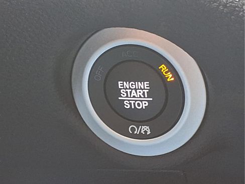 New 2026 Chrysler Pacifica Select w/ S Appearance Package image 13