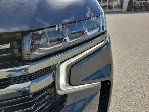 Used 2021 Chevrolet Suburban RST w/ Rear Media and Nav Package image 9