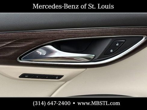 Used 2023 Buick Envision Avenir AWD/4WD image 19