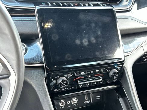 Used 2023 Jeep Grand Cherokee Trailhawk image 24