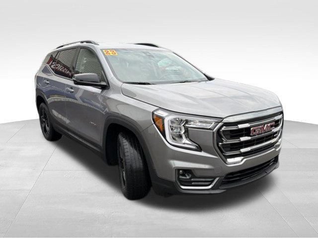 Used 2023 GMC Terrain AT4 AWD/4WD image 7