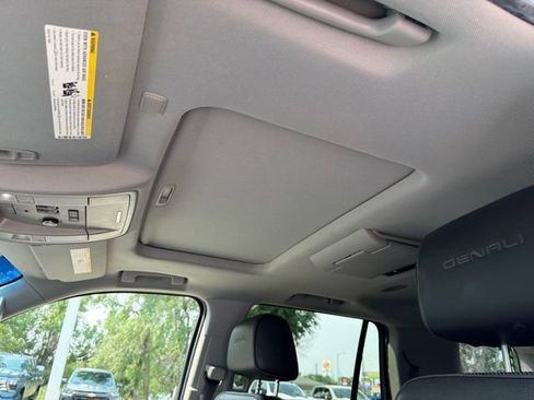 Used 2016 GMC Yukon Denali w/ Open Road Package AWD/4WD image 17