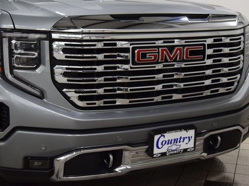 Used 2024 GMC Sierra 1500 Denali w/ Denali Reserve Package AWD/4WD image 13