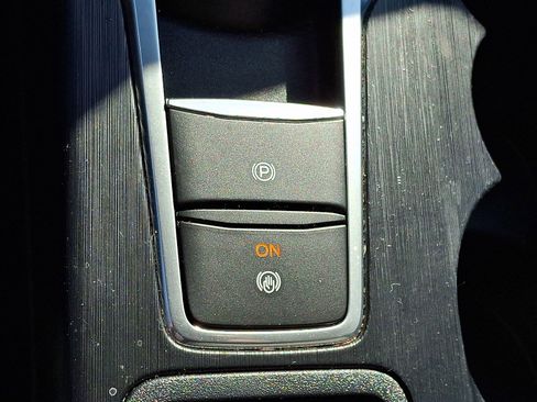 Certified 2023 Ford Escape SE FWD image 22
