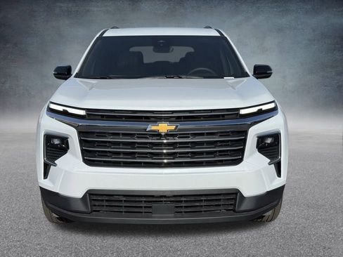 New 2026 Chevrolet Traverse LT w/ Driver Confidence Package image 9