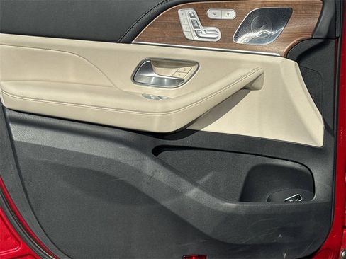 Used 2023 Mercedes-Benz GLE 450 4MATIC image 10