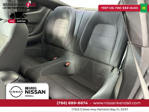 Used 2017 Ford Mustang Coupe image 27