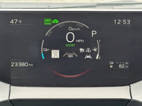 Used 2024 Toyota Prius Prime SE image 28