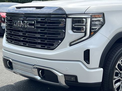 Used 2024 GMC Sierra 1500 Denali Ultimate AWD/4WD image 28