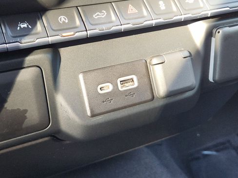 Used 2022 Chevrolet Silverado 1500 Custom w/ LPO, Dark Essentials Package image 22