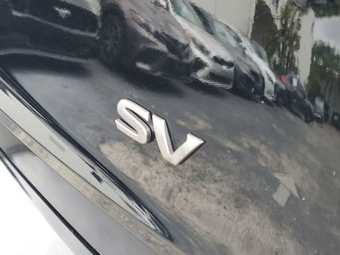 Used 2024 Nissan Rogue SV FWD image 7