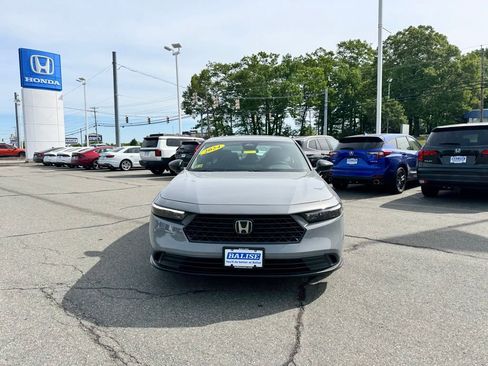 Used 2024 Honda Accord Sport image 2