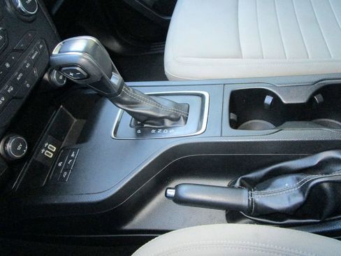 Used 2019 Ford Ranger XLT w/ Equipment Group 301A Mid image 34