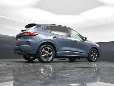 Certified 2024 Ford Escape ST-Line w/ Tech Pack #1 FWD image 46