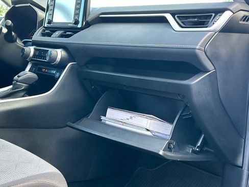 Used 2020 Toyota RAV4 XLE w/ Convenience Package AWD/4WD image 24