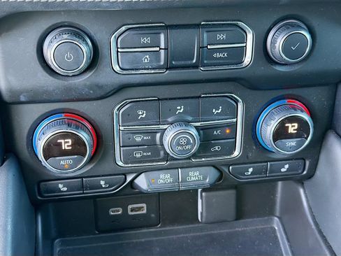 Used 2021 Chevrolet Tahoe LT RWD image 35