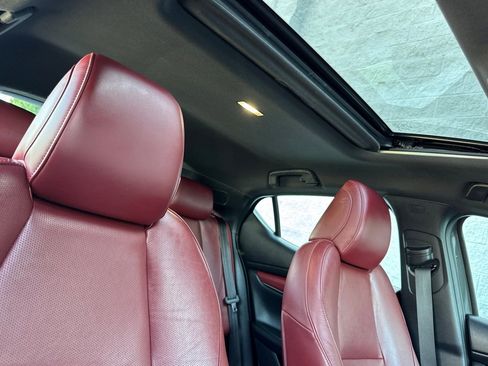 Used 2022 MAZDA MAZDA3 s image 19