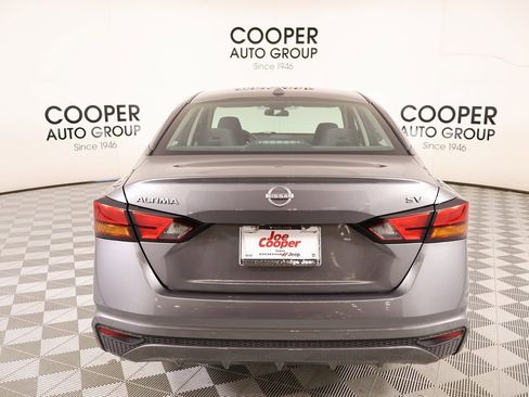 Used 2024 Nissan Altima 2.5 SV image 20