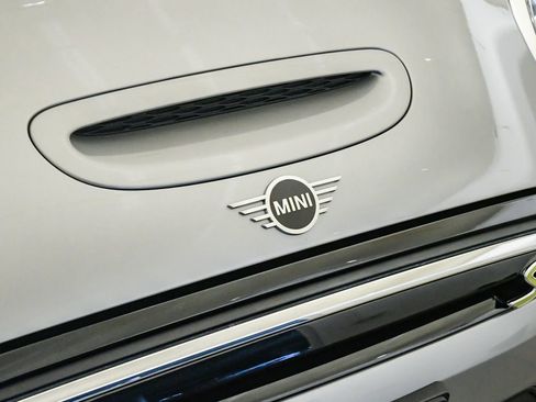Certified 2024 MINI Cooper SE FWD image 8