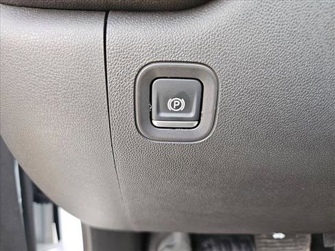 Used 2024 GMC Sierra 1500 Pro w/ Pro Value Package image 20