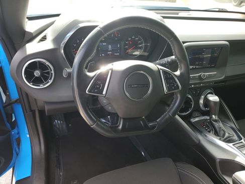 Used 2023 Chevrolet Camaro LT RWD image 9