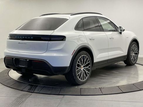 New 2025 Porsche Macan 4S Electric image 7