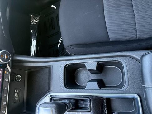 Used 2021 Nissan Sentra SV FWD image 13