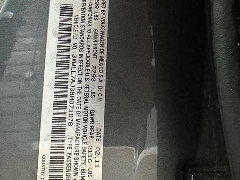 Used 2011 Volkswagen Jetta TDI image 41