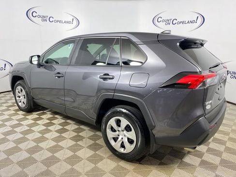 Certified 2023 Toyota RAV4 LE AWD/4WD image 4