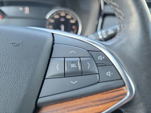 Certified 2022 Cadillac XT5 Premium Luxury FWD image 27