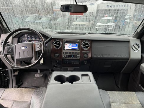 Used 2011 Ford F350 Lariat w/ Lariat Interior Pkg image 16
