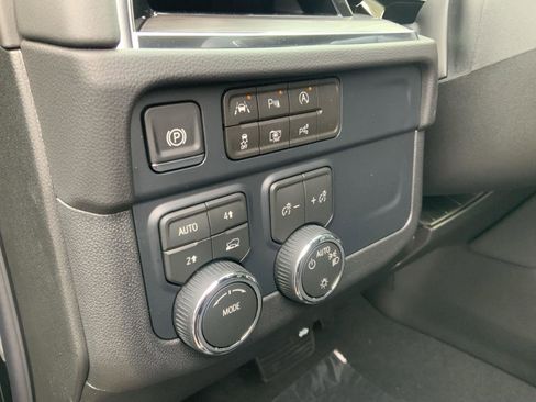 New 2026 Chevrolet Tahoe LS image 24