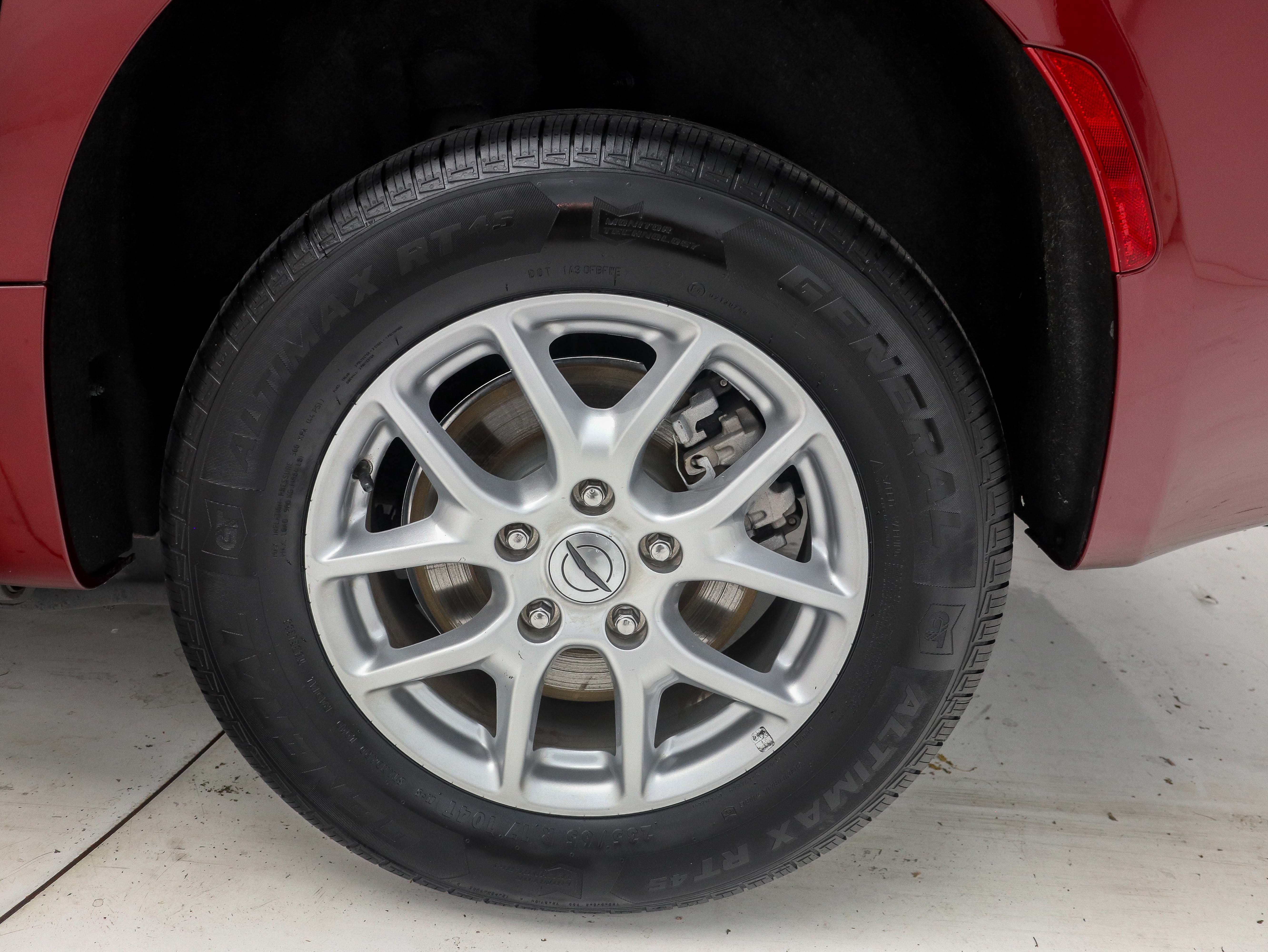 Used 2023 Chrysler Voyager LX FWD image 38