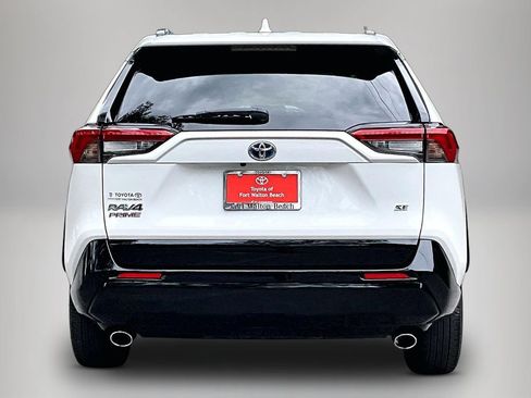 Used 2024 Toyota RAV4 SE w/ Weather & Moonroof Package AWD/4WD image 6