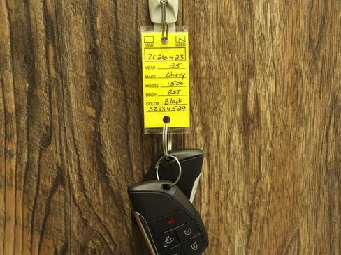 Used 2025 Chevrolet Silverado 1500 RST w/ Convenience Package II AWD/4WD image 40